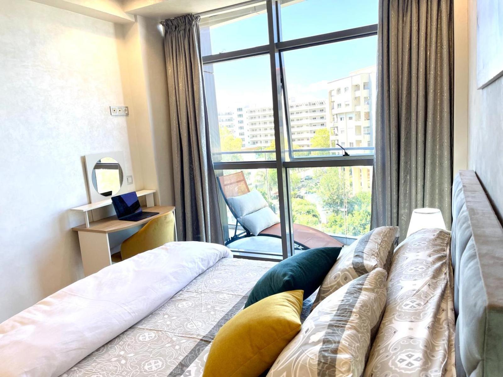 Modern Elegance With Sea Views In Central Tangier - Steps To Beach, Train And Attractions! Bagian luar foto
