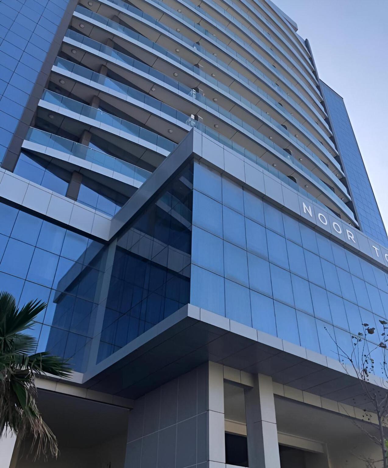 Modern Elegance With Sea Views In Central Tangier - Steps To Beach, Train And Attractions! Bagian luar foto